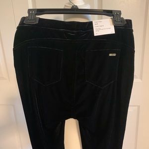 Black velvet leggings size M